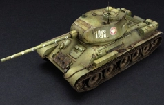 T-34-85 - 3e brigade blindée - en service pologne - 09