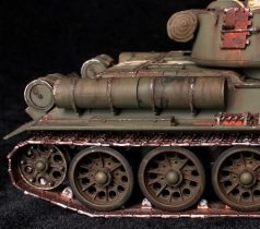 T-34-85 - mod 1944 - 06p - réa 2023 - 56