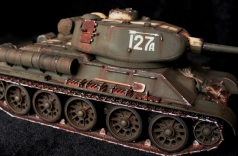T-34-85 - mod 1944 - 06p - réa 2023 - 47