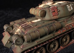 T-34-85 - mod 1944 - 06p - réa 2023 - 62