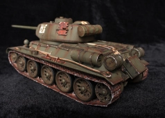 T-34-85 - mod 1944 - 06p - réa 2023 - 75