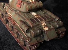 T-34-85 - mod 1944 - 06p - réa 2023 - 80