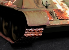 T-34-85 - mod 1944 - 06p - réa 2023 - 52