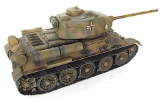 T-34-85 - unité non identifiée - en service allemand - 02 - 06