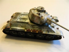 T-34-76 - unité non identifiée - 08 - nouvelle coupole de commandement - 02