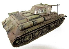 T-34-76 - unité non identifiée - 01 - 05